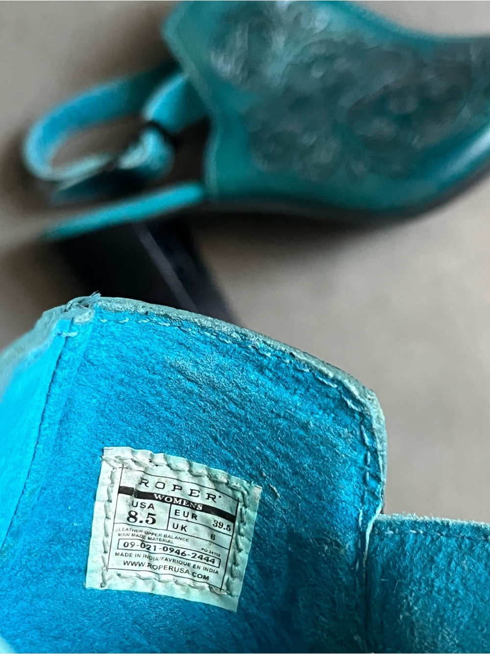 Roper Teal Embossed Leather Slingback Heels - Picture 8 of 8
